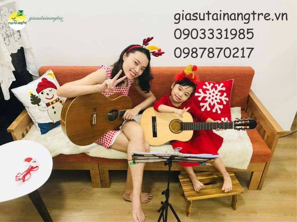 Lý do con gái nên học Ukulele